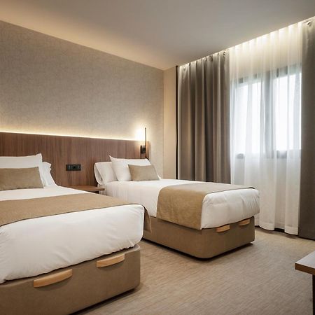 Hotel Rio Бадахос Экстерьер фото