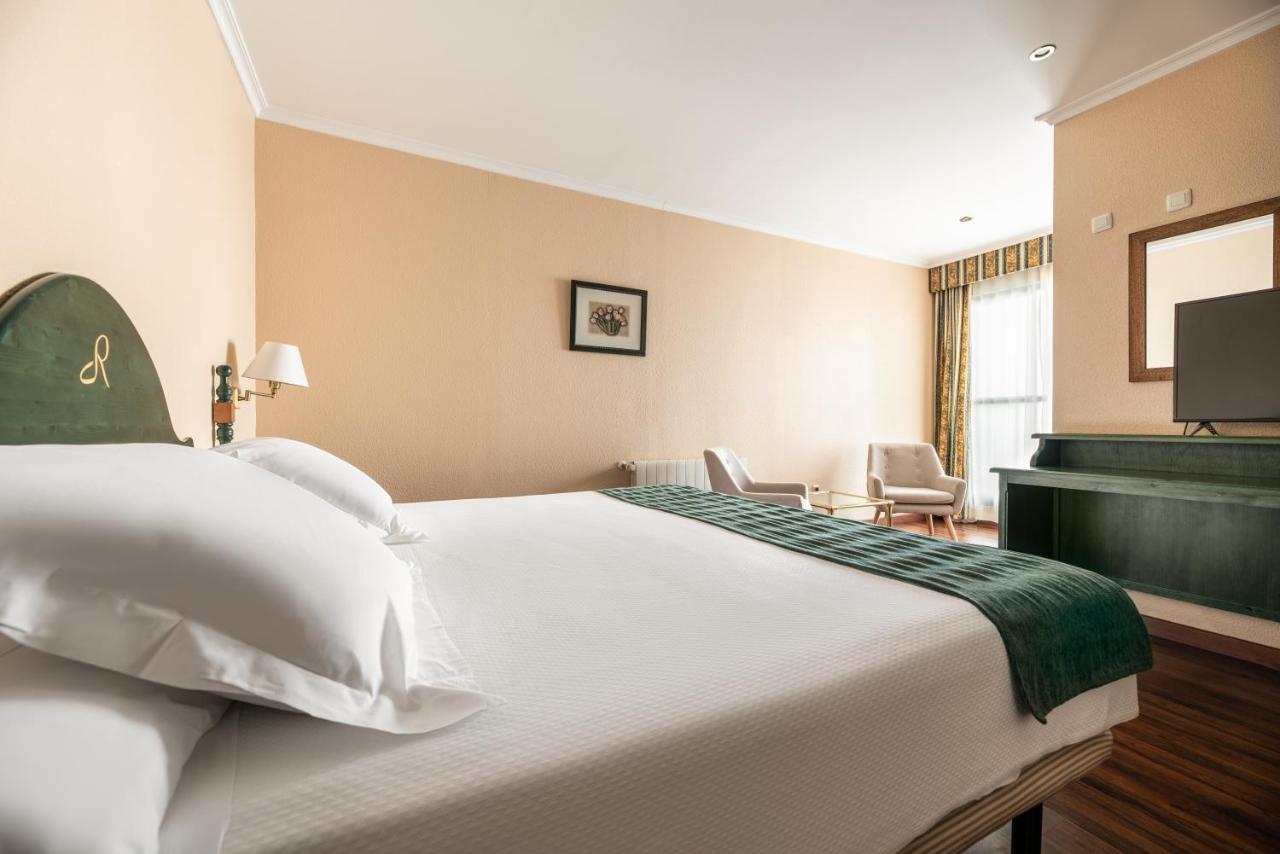 Hotel Rio Бадахос Экстерьер фото
