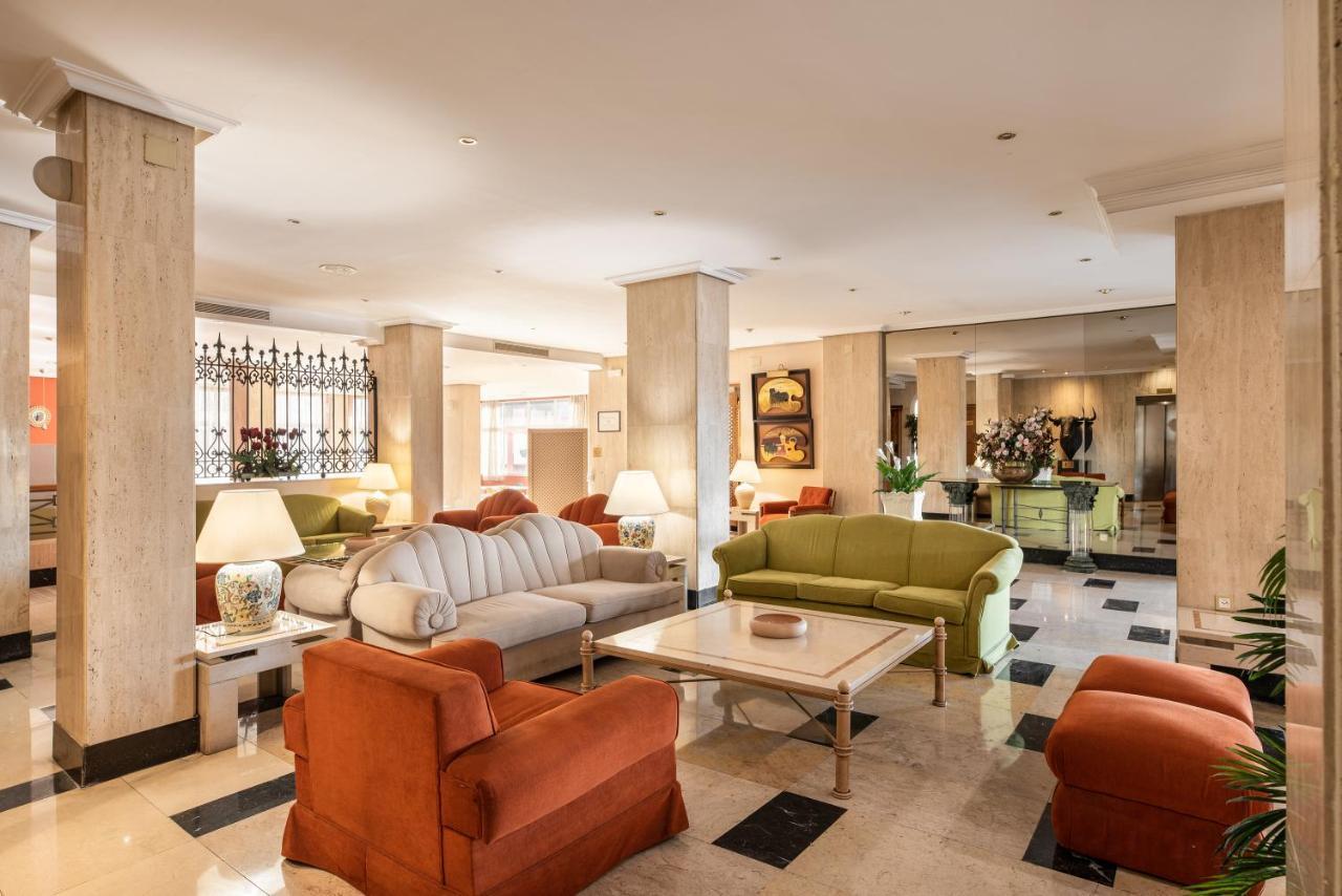 Hotel Rio Бадахос Экстерьер фото